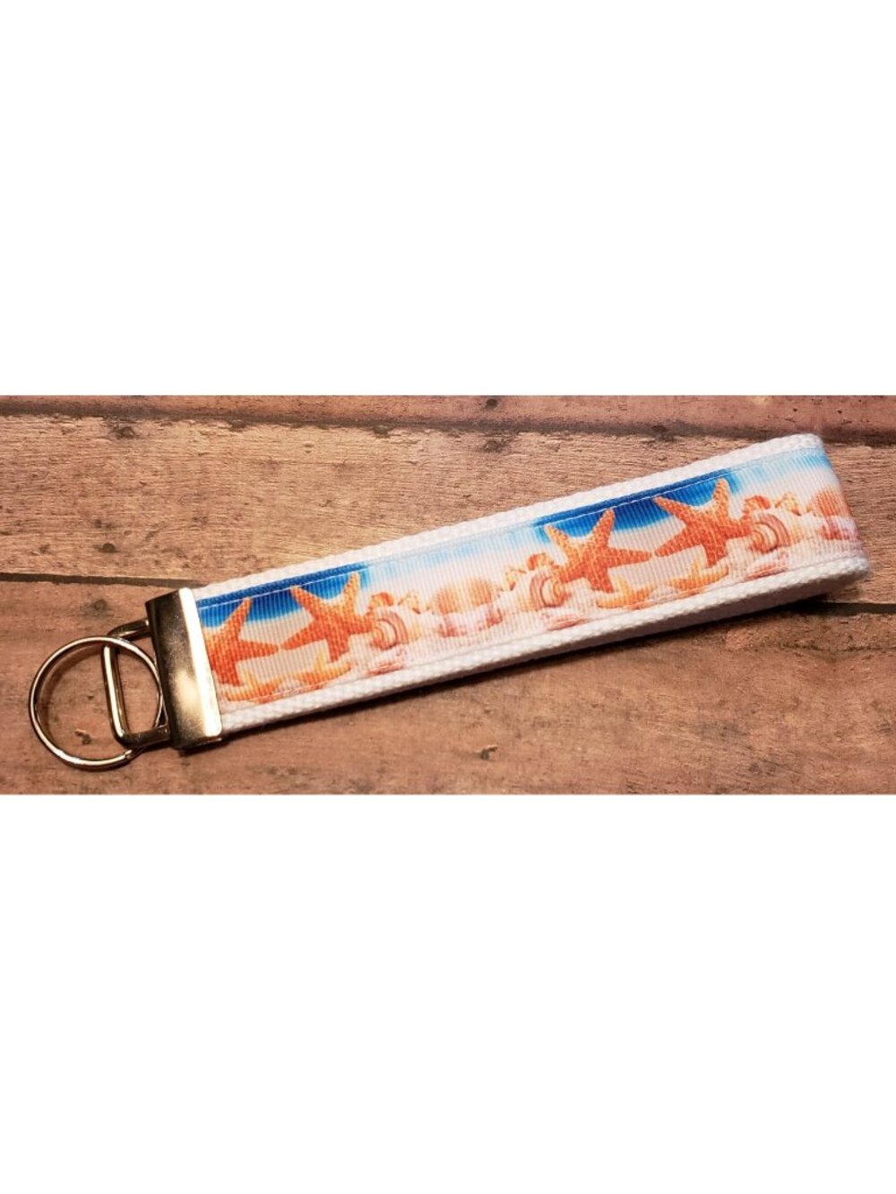 LAST ONE! Seashell Wristlet Keyfob / Keychain